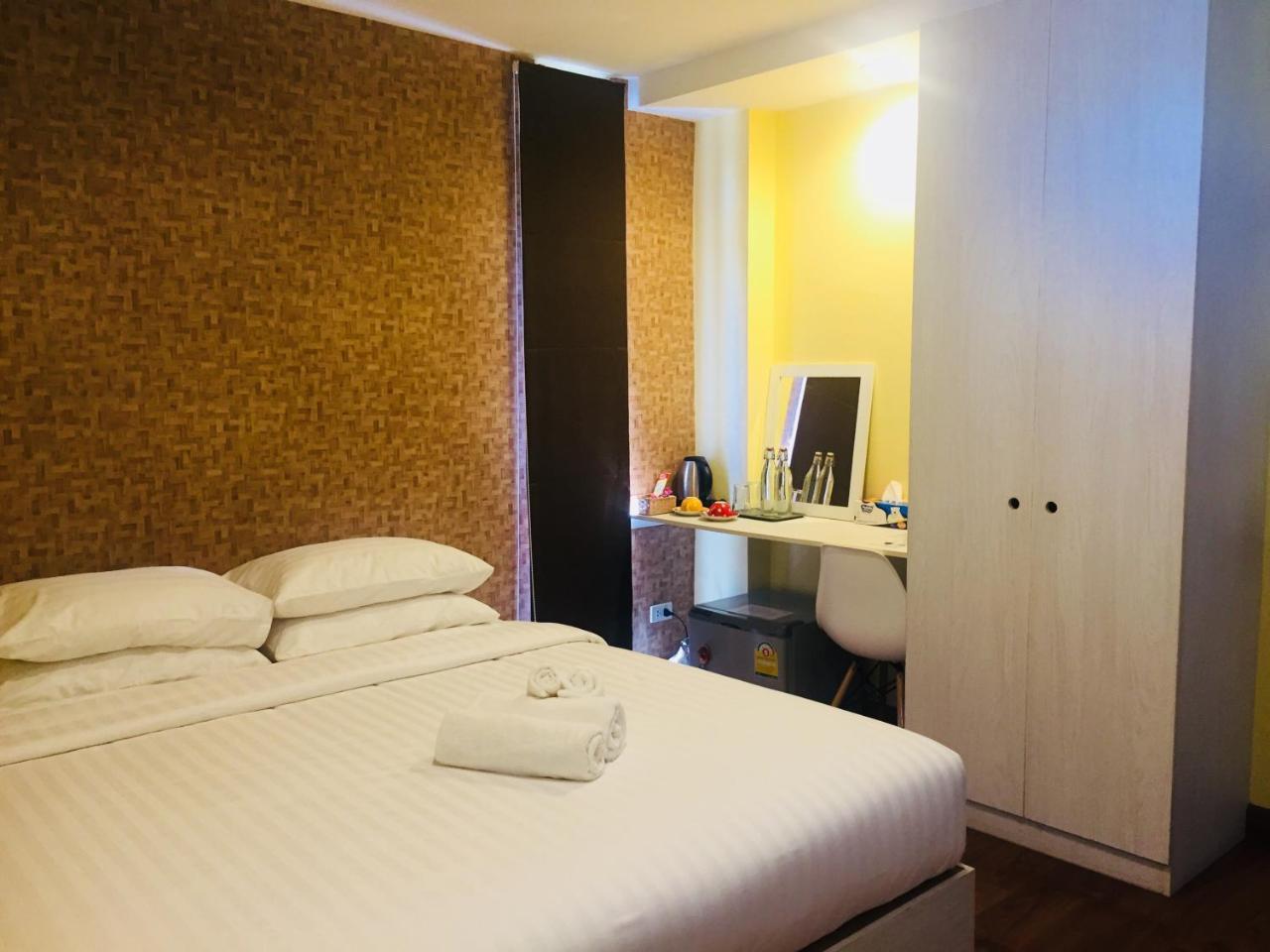 Bed and Breakfast Jong Lux Pak Dee Uttaradit Exterior foto